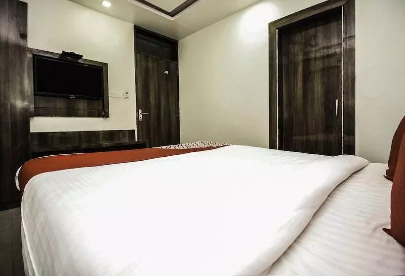 Hotelli Galaxy Palace By Oyo Rooms