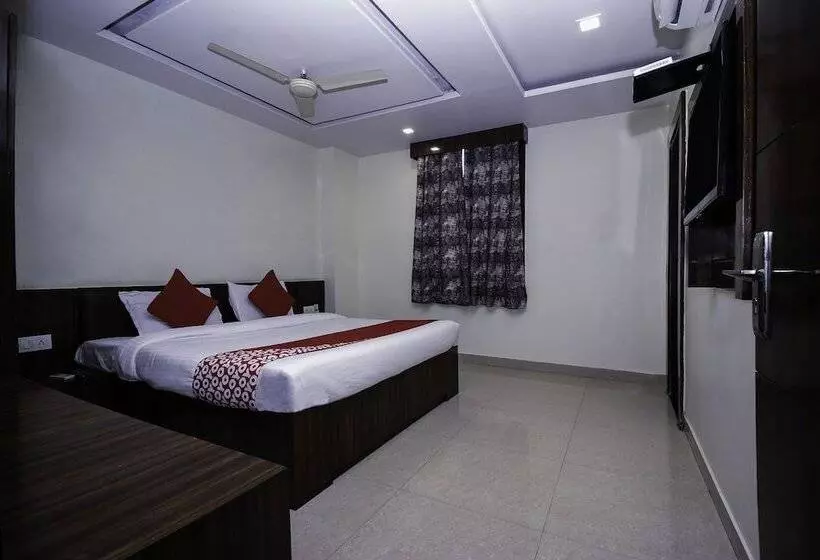Hotelli Galaxy Palace By Oyo Rooms