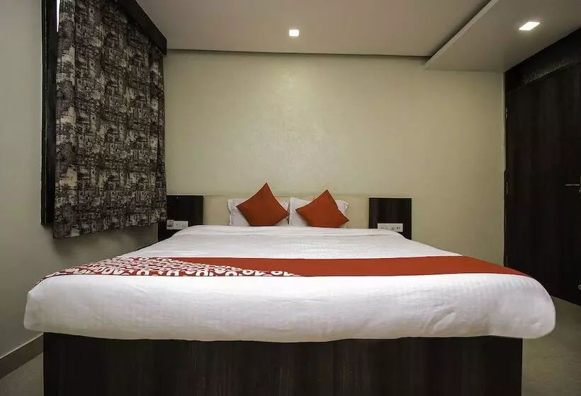 Hotelli Galaxy Palace By Oyo Rooms