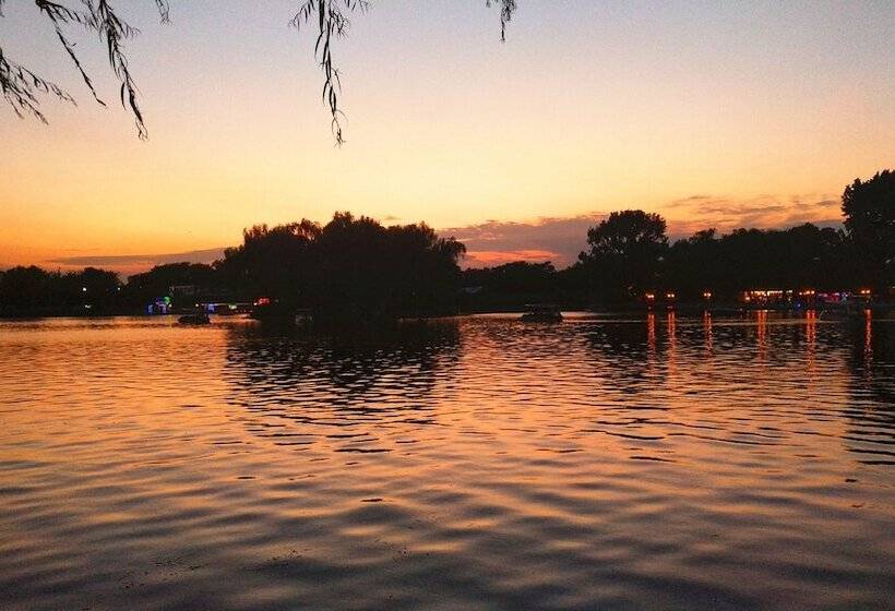 Отель Habitat Quadrangle North Luogu Flagship