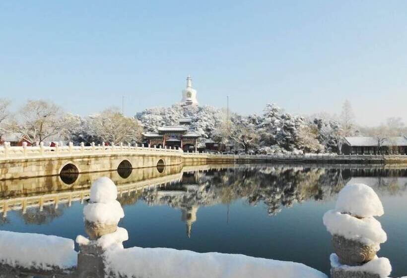 Отель Habitat Quadrangle North Luogu Flagship