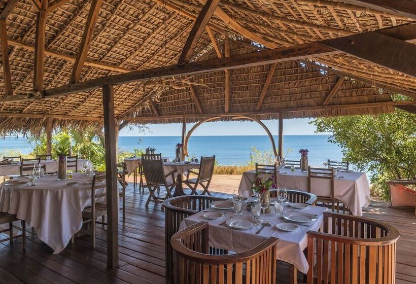 هتل Lodge Des Terres Blanches