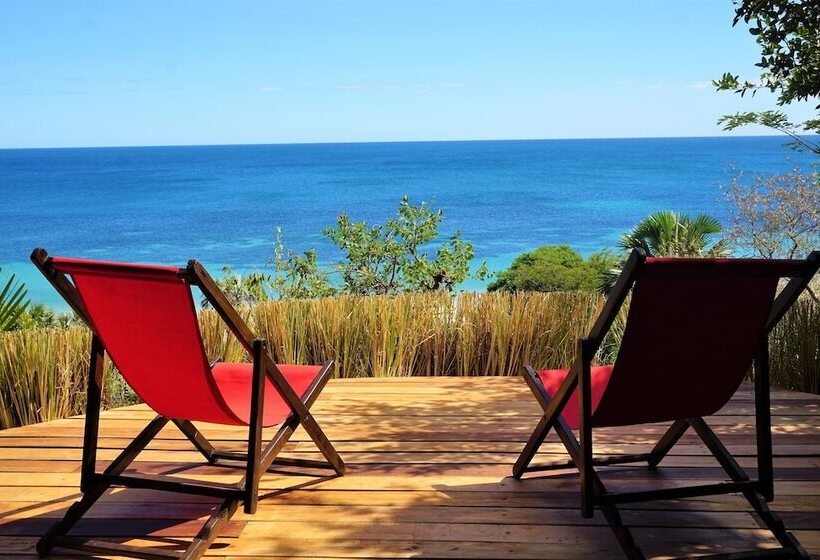 هتل Lodge Des Terres Blanches