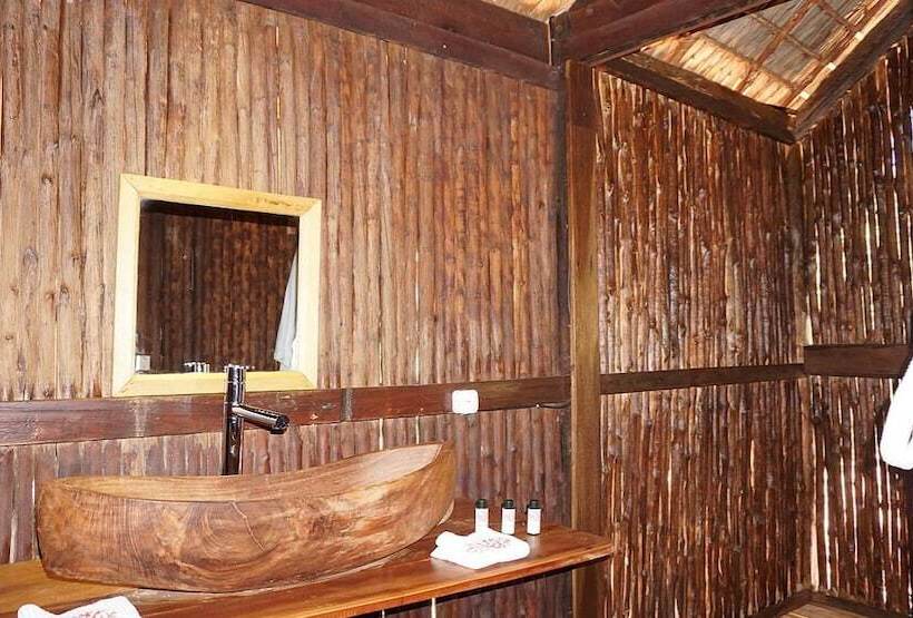 هتل Lodge Des Terres Blanches