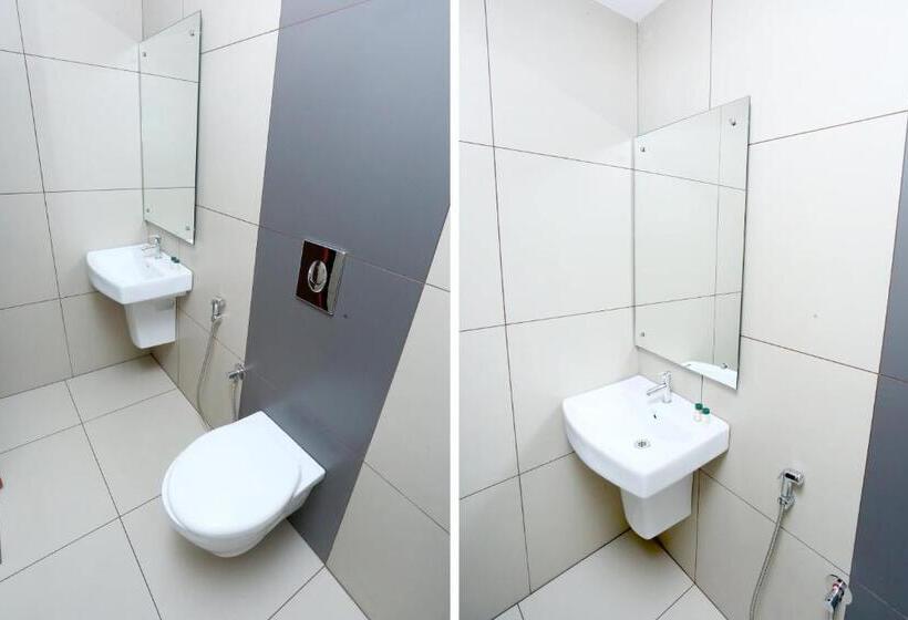 ホテル Select Residency By Oyo Rooms