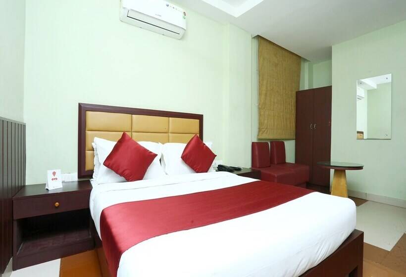 ホテル Select Residency By Oyo Rooms