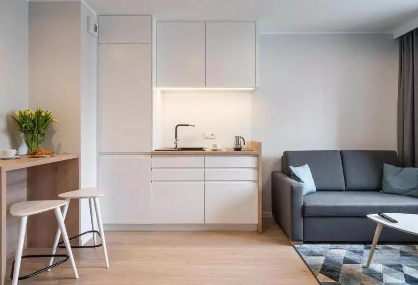 Q19 Apartments Rynek