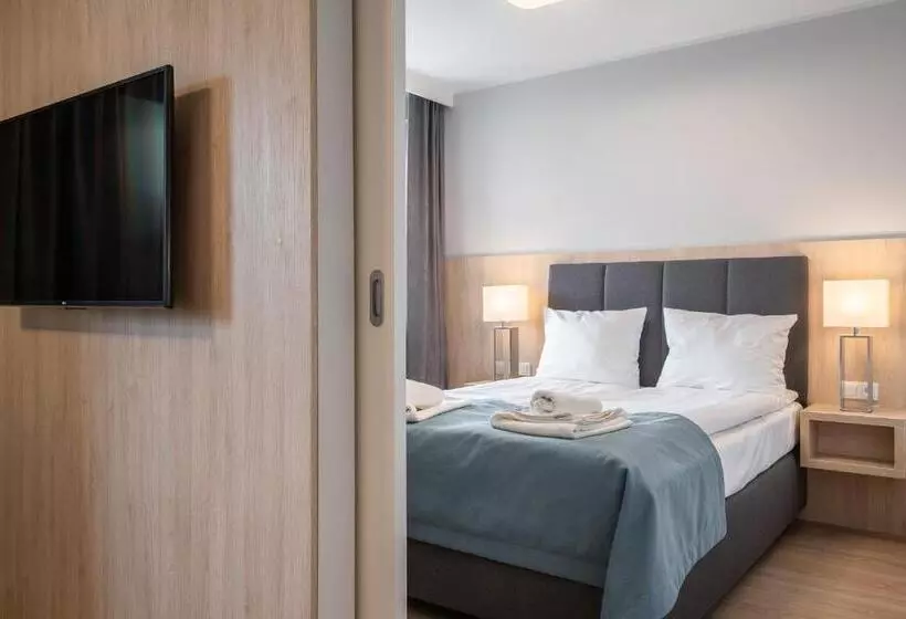 Q19 Apartments Rynek