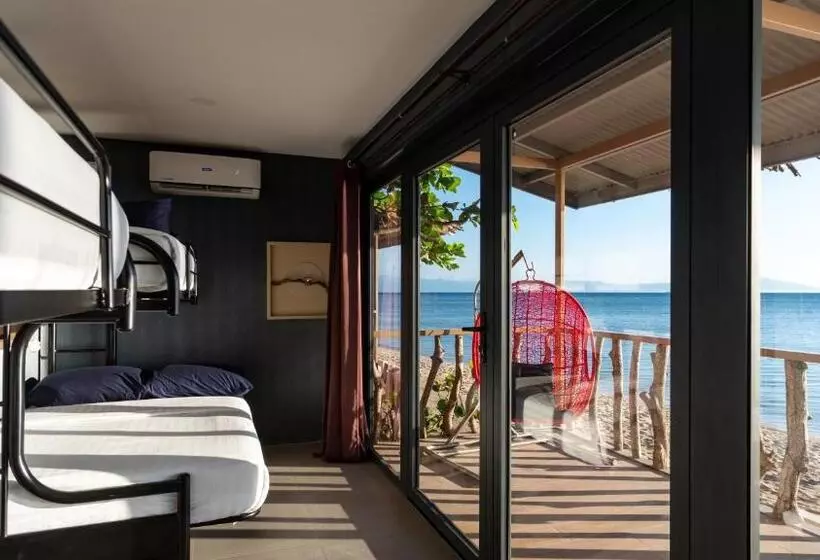 Hotelli Crusoe Cabins Casobe