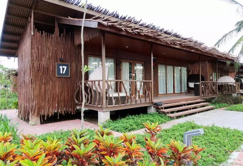 Hotelli Crusoe Cabins Casobe