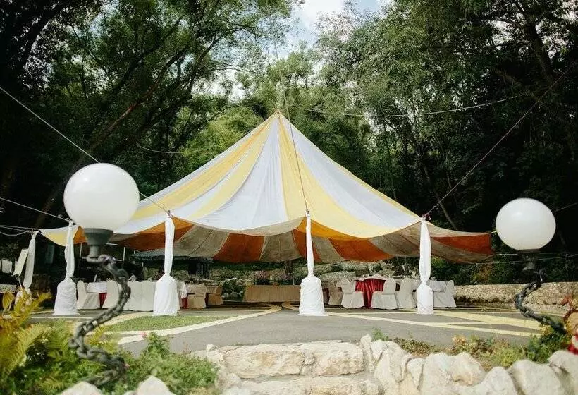 Hotelli Landing Stage Master