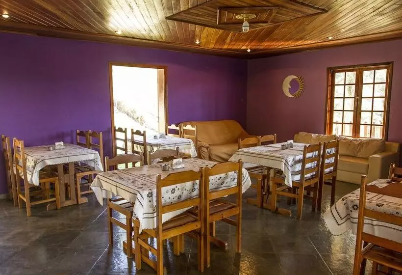 Hotelli Pousada Céu De Luz