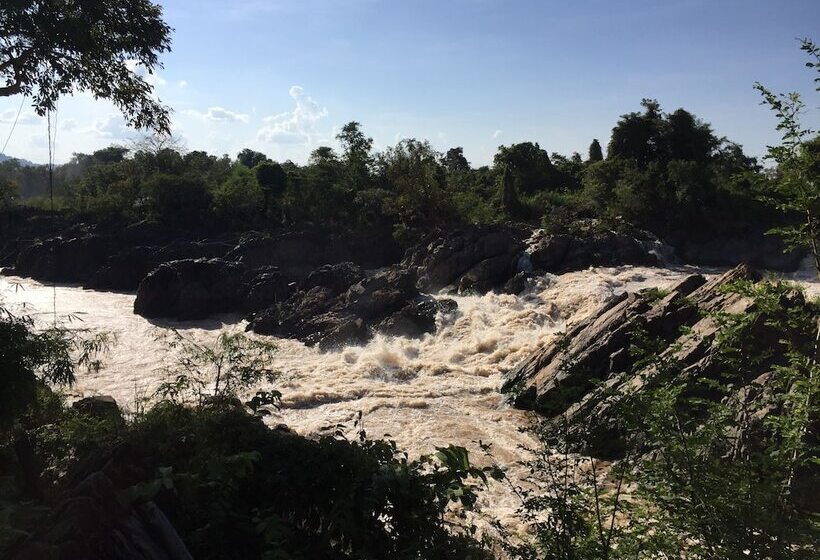 בית מלון כפרי Souk San Sun Set Bungalow