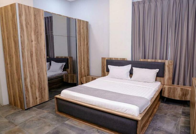 هتل Tangier Tower