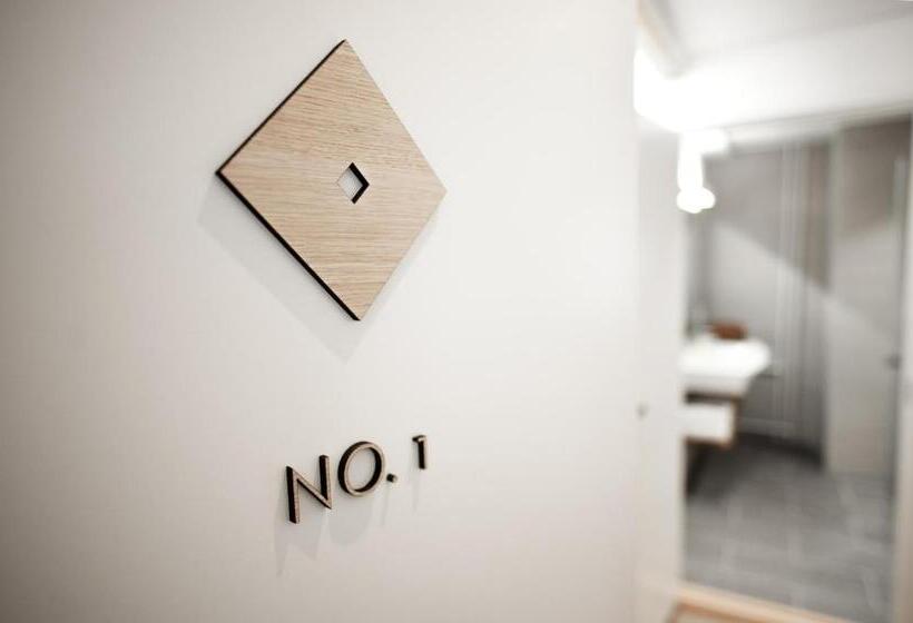 فندق Town Living