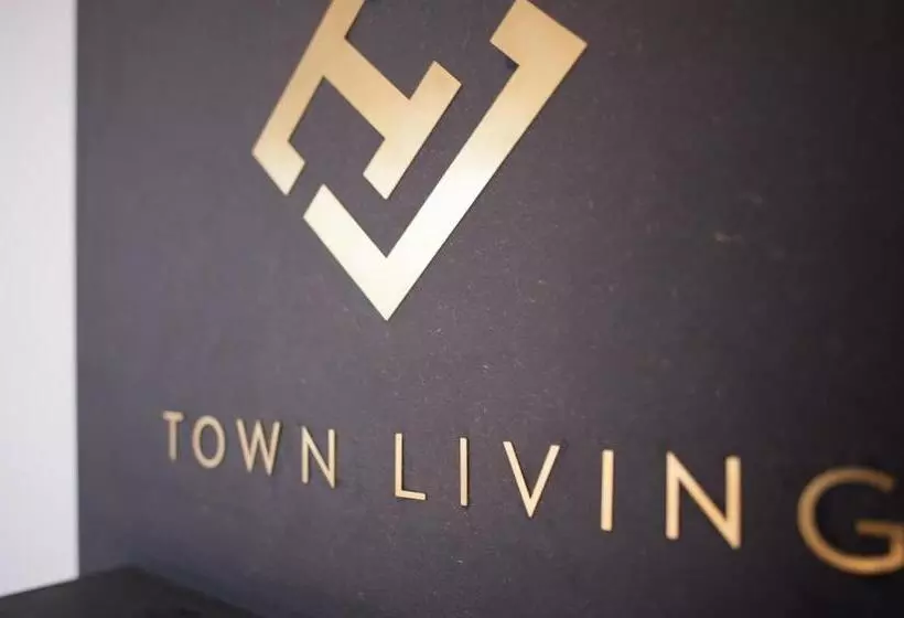 هتل Town Living