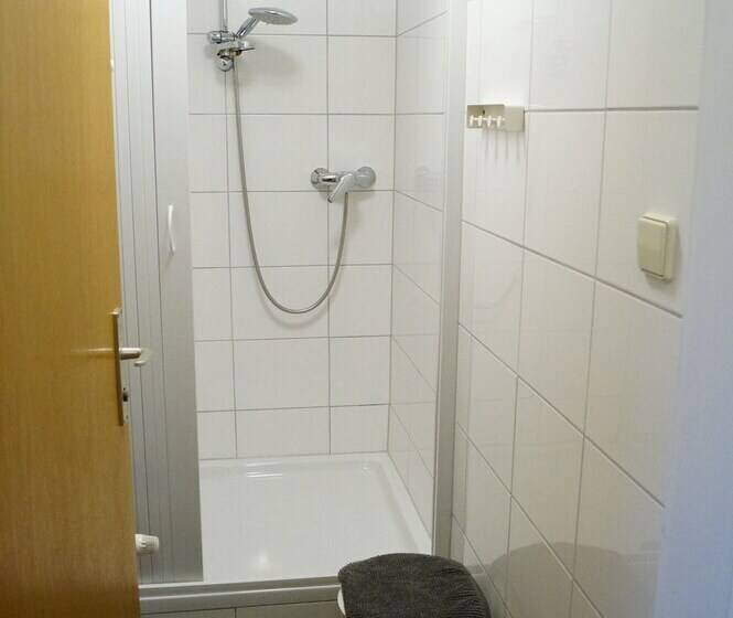 بنسيون Black Forest Lodge