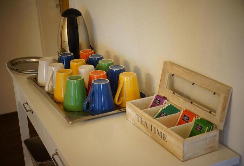 بنسيون Black Forest Lodge