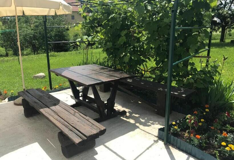 Пансион Guest House Klanfar