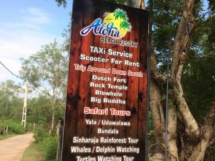 پانسیون Aloha Beach Resort