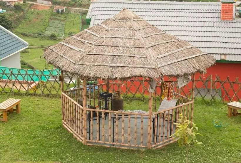 リゾートホテル Global Village Ooty