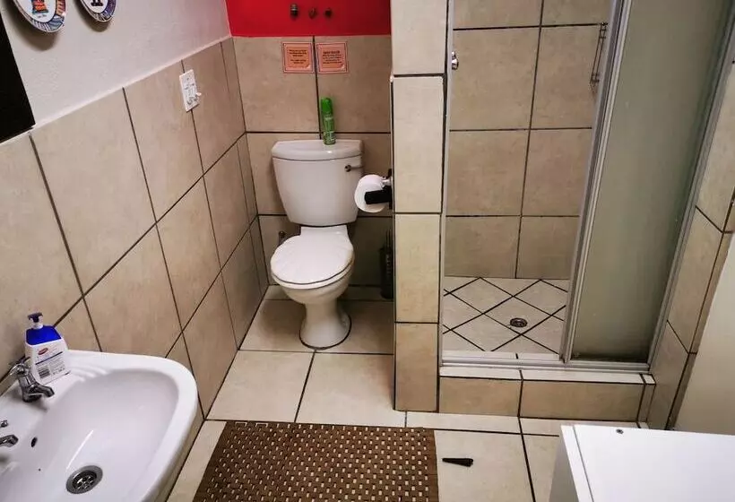 Retkeilymaja Homebase Kruger