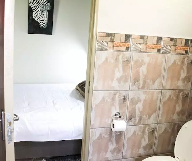 Retkeilymaja Homebase Kruger