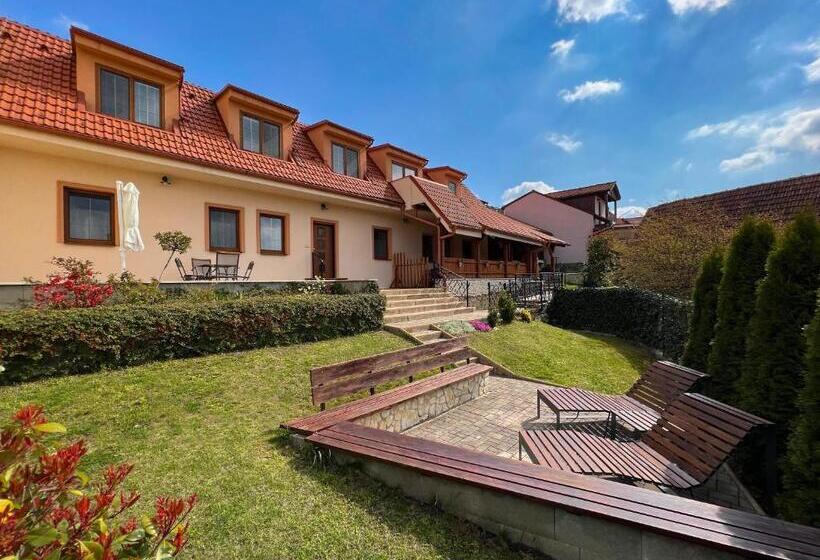 Apartments Hradný Mur