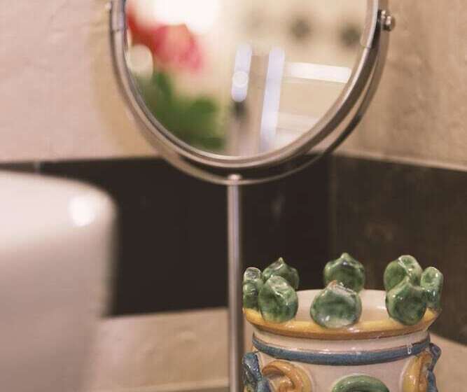 مبيت وإفطار Palazzo Trigona Suite