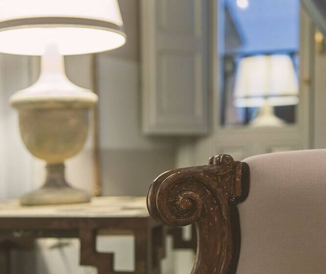 مبيت وإفطار Palazzo Trigona Suite