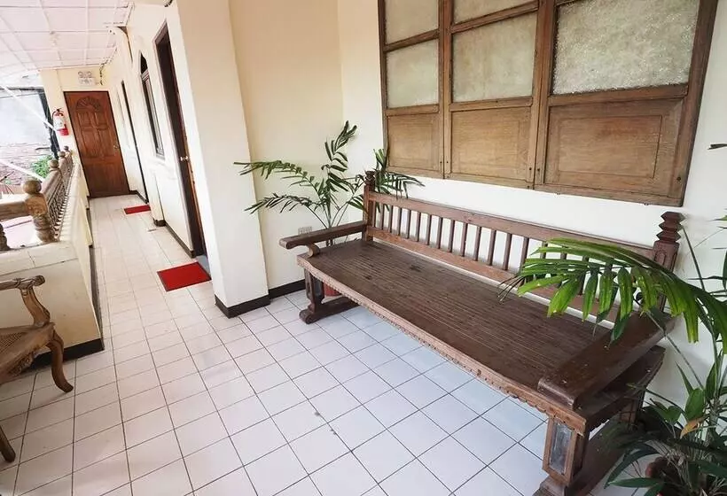 Hotelli Balay Travel Lodge