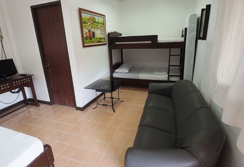 Отель Balay Travel Lodge