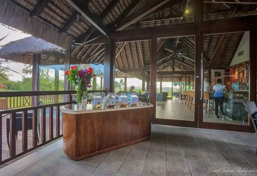 هتل Bubble Lodge Ile Aux Cerfs