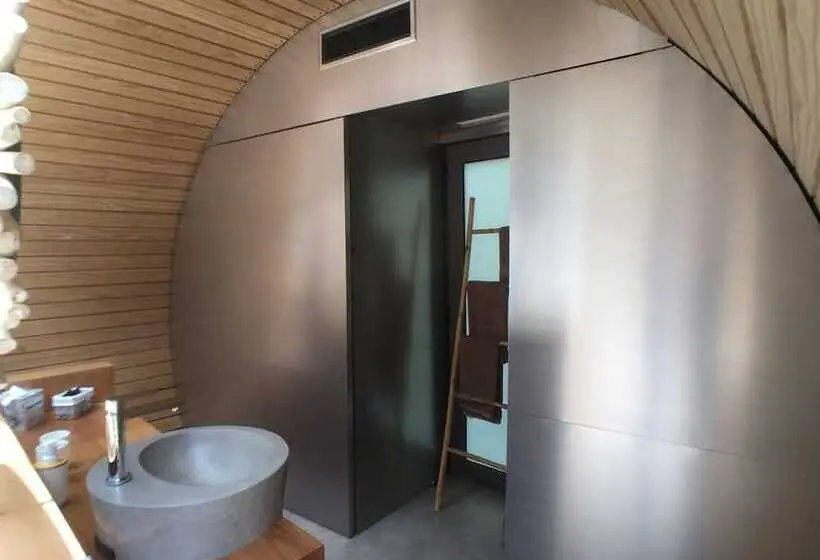 هتل Bubble Lodge Ile Aux Cerfs