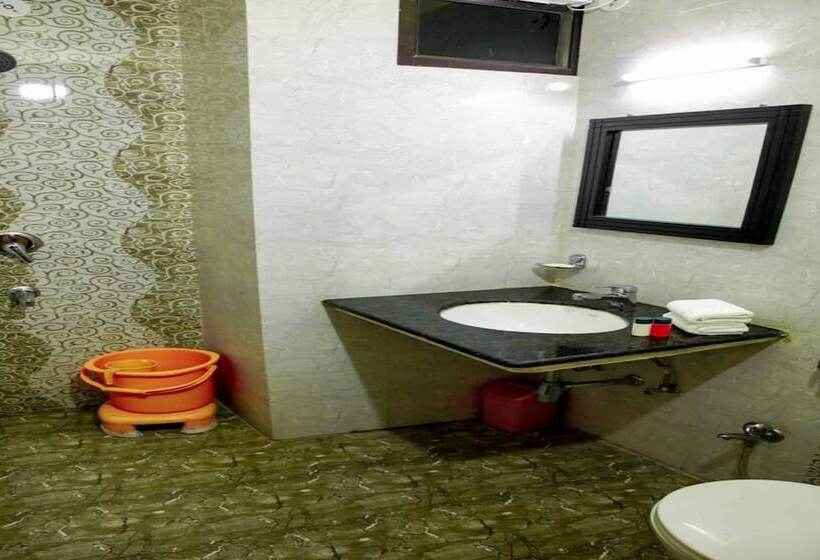 בית מלון כפרי Nahar Singh Haveli