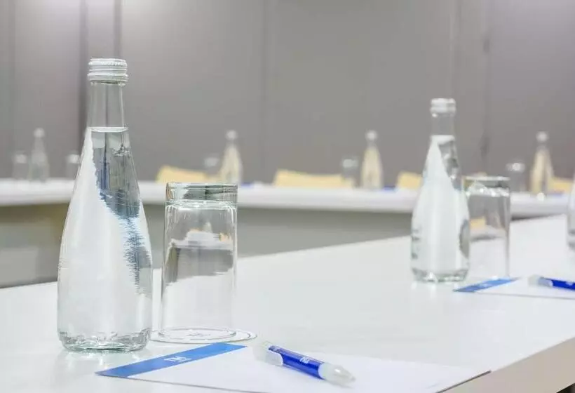 ホテル NH Cali Boulevard del Río