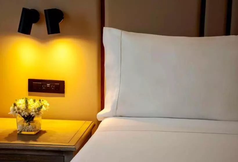 ホテル NH Cali Boulevard del Río