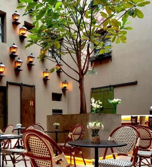 ホテル NH Cali Boulevard del Río