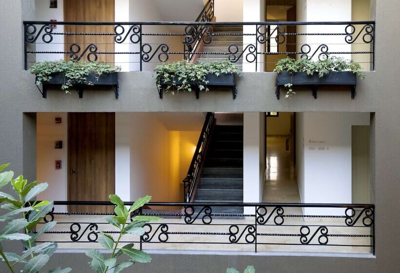 בית מלון כפרי NH Cali Boulevard del Río