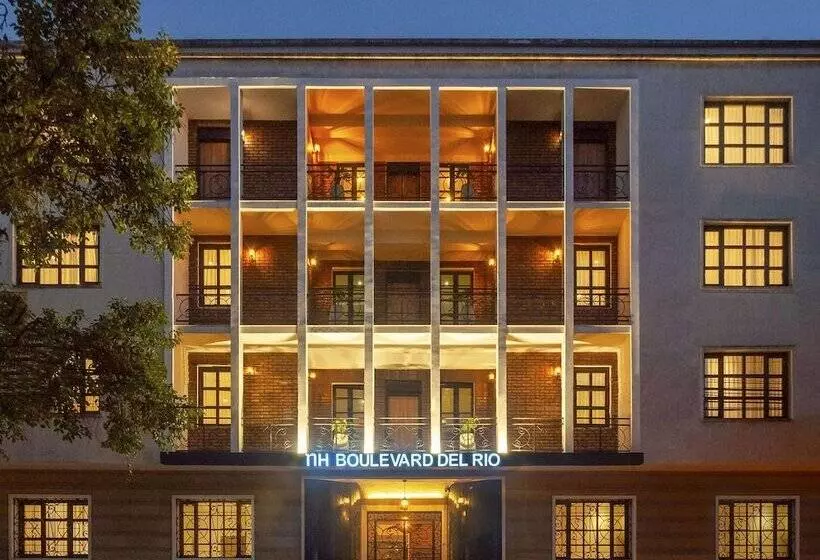 ホテル NH Cali Boulevard del Río