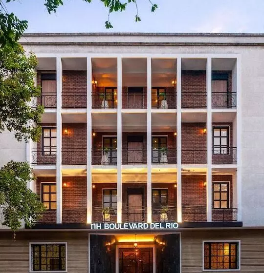 ホテル NH Cali Boulevard del Río