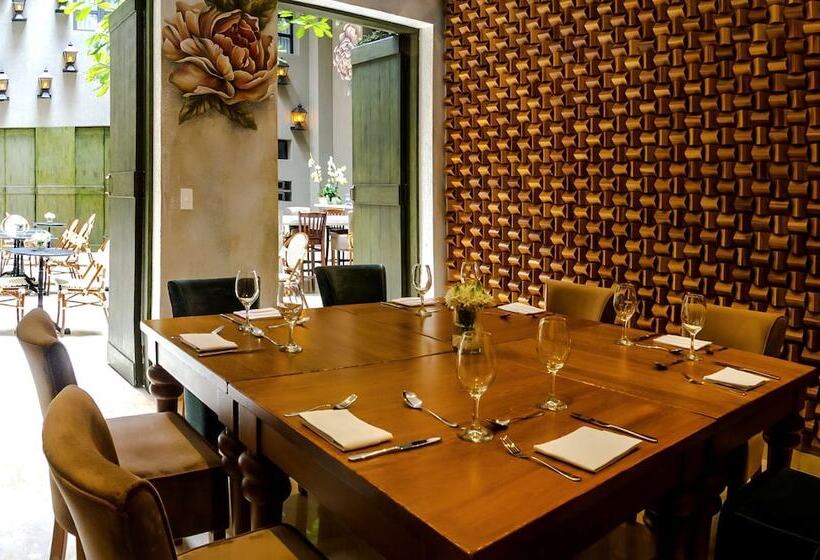 בית מלון כפרי NH Cali Boulevard del Río