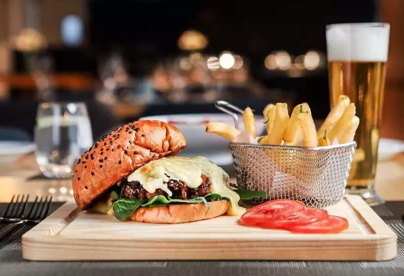 ホテル NH Cali Boulevard del Río