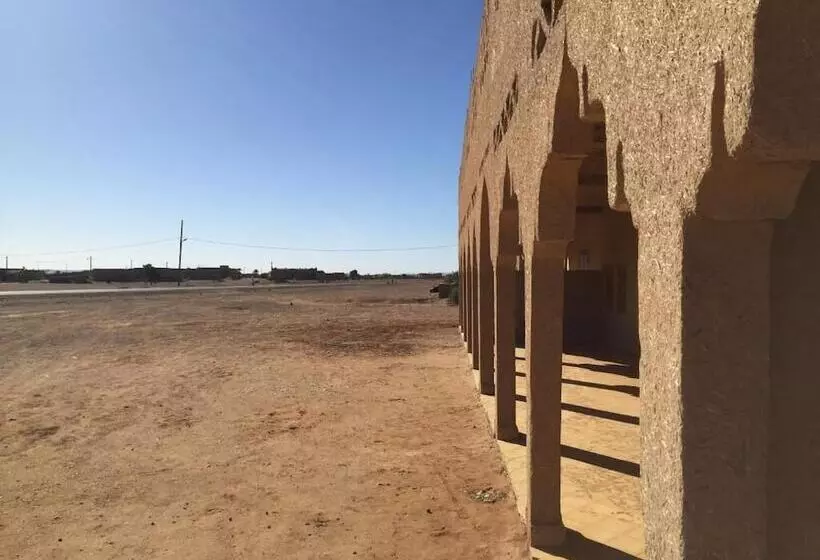 Khamlia Desert Bed & Breakfast