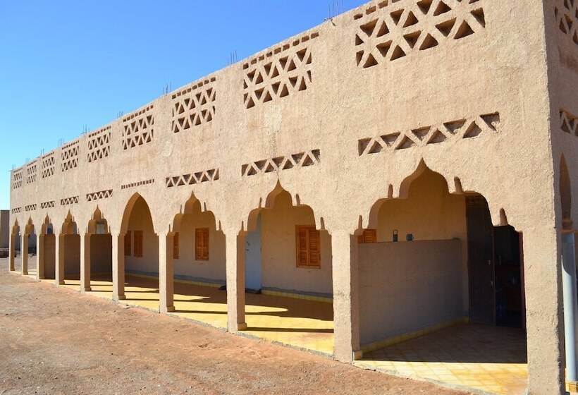 Khamlia Desert Bed & Breakfast