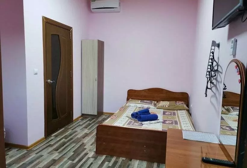 پانسیون Green Zone