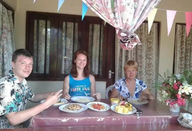 پانسیون Lali S Hikkaduwa Homestay