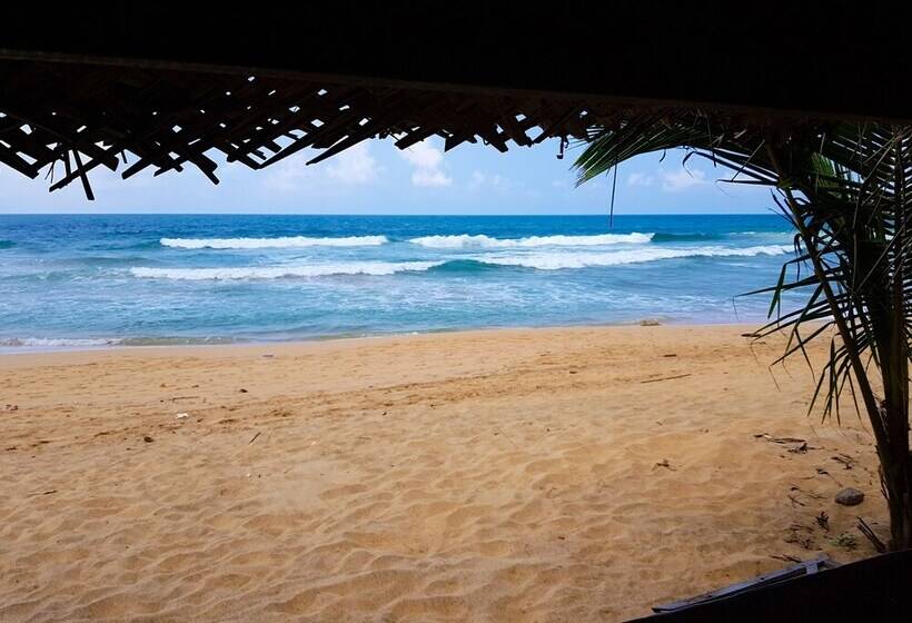 Pensão Lali S Hikkaduwa Homestay