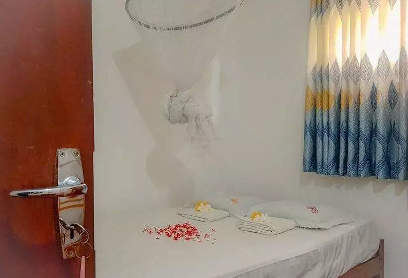 پانسیون Lali S Hikkaduwa Homestay