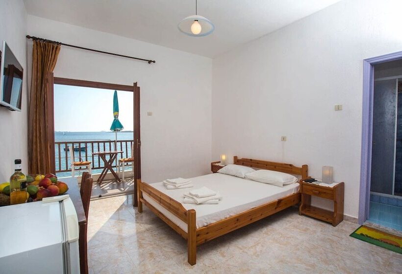 פנסיון Petalides Apartments